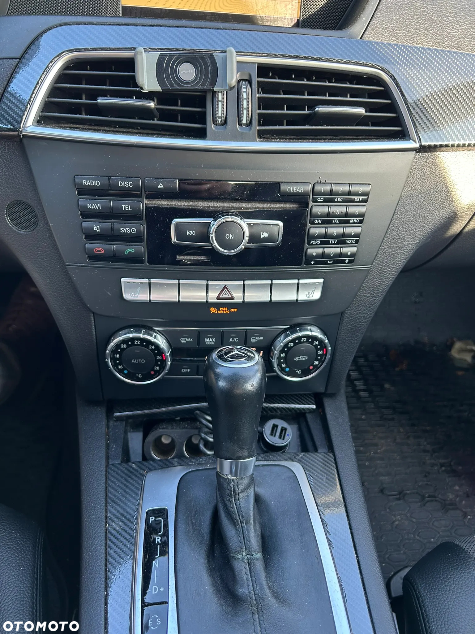 Mercedes-Benz Klasa C 250 CGI BlueEff - 24