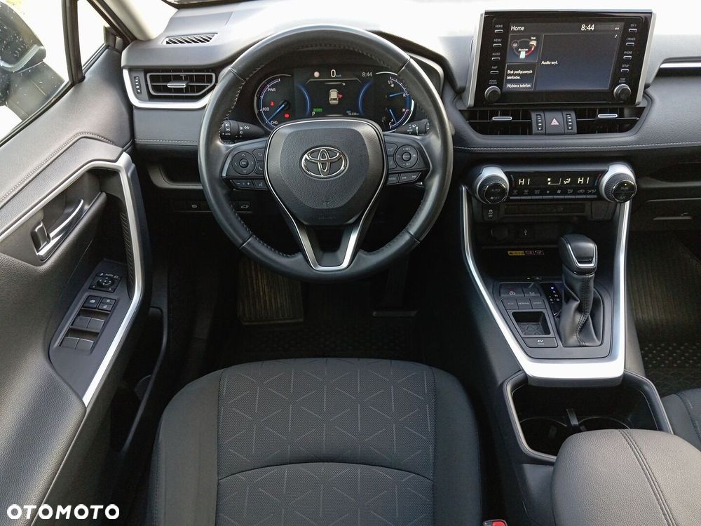 Toyota RAV4 - 16