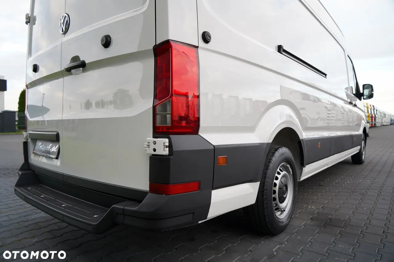 Volkswagen CRAFTER  / 2.0 D / FURGON BLASZAK / NAJAZD ALUMINIOWY /  DMC: 3500 KG / 2018 ROK / SPROWADZONY / PO KONTRAKCIE SERWISOWYM - 18