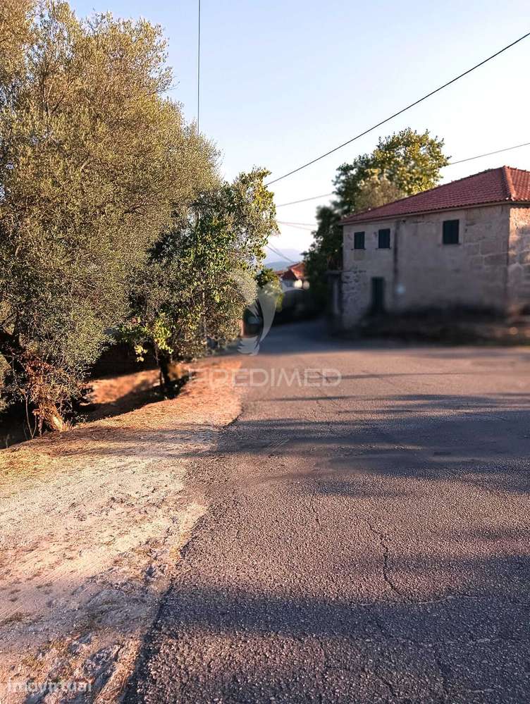 Casa em meio rural com 2 artigos - Grande imagem: 5/33