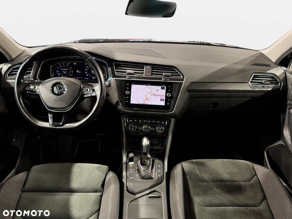 Volkswagen Tiguan - 21