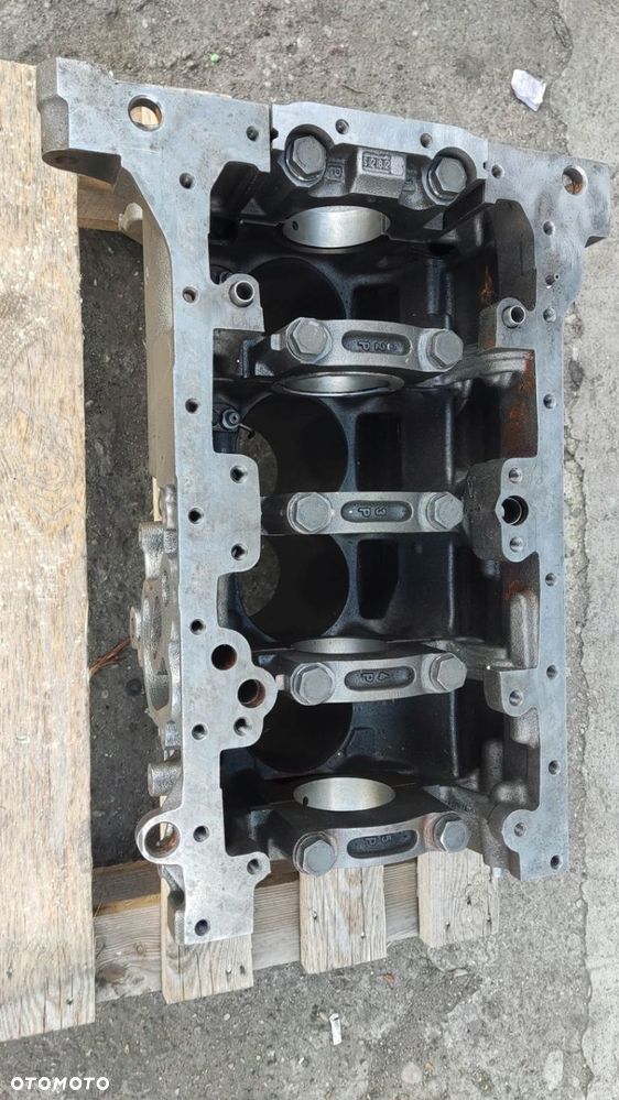 JAGUAR LAND ROVER RANGE 2.2 TD4 BLOK SILNIKA 224DT - 9