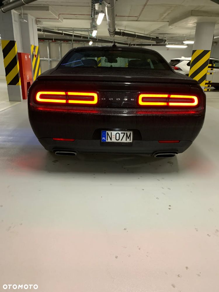 Dodge Challenger 5.7 R/T - 3
