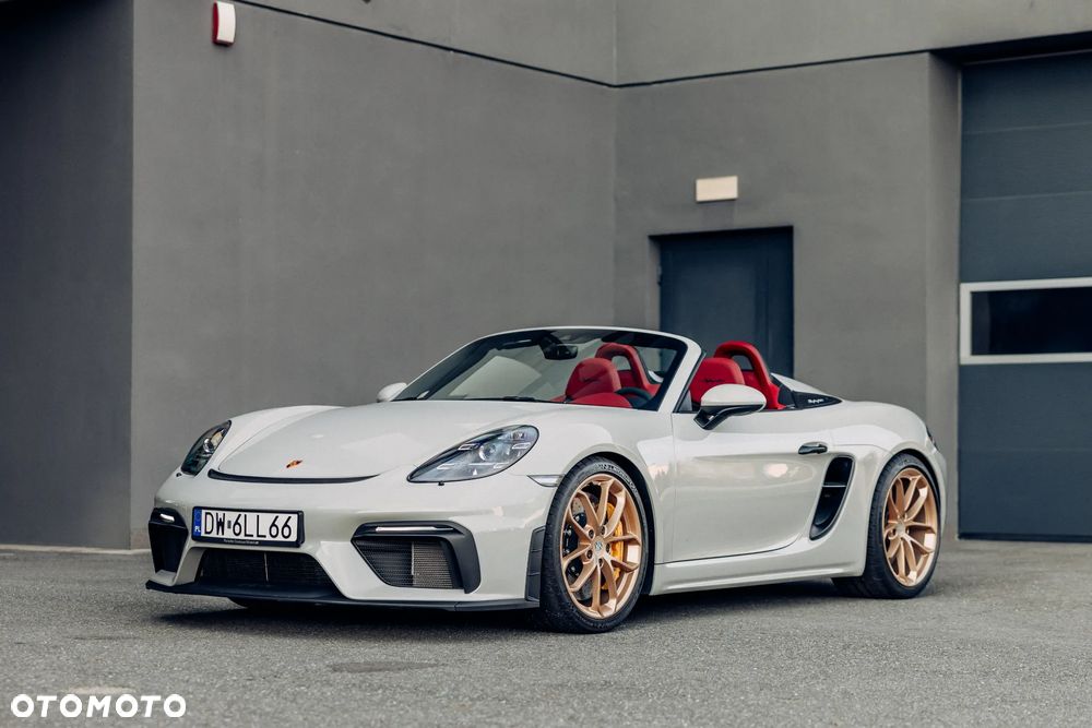 Porsche 718 Boxster - 1