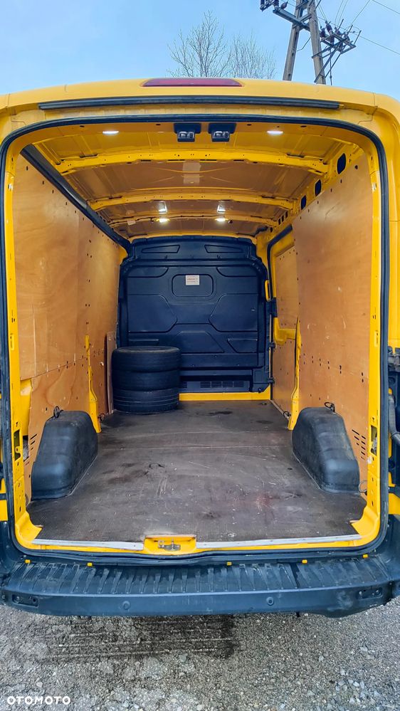Ford Transit - 9