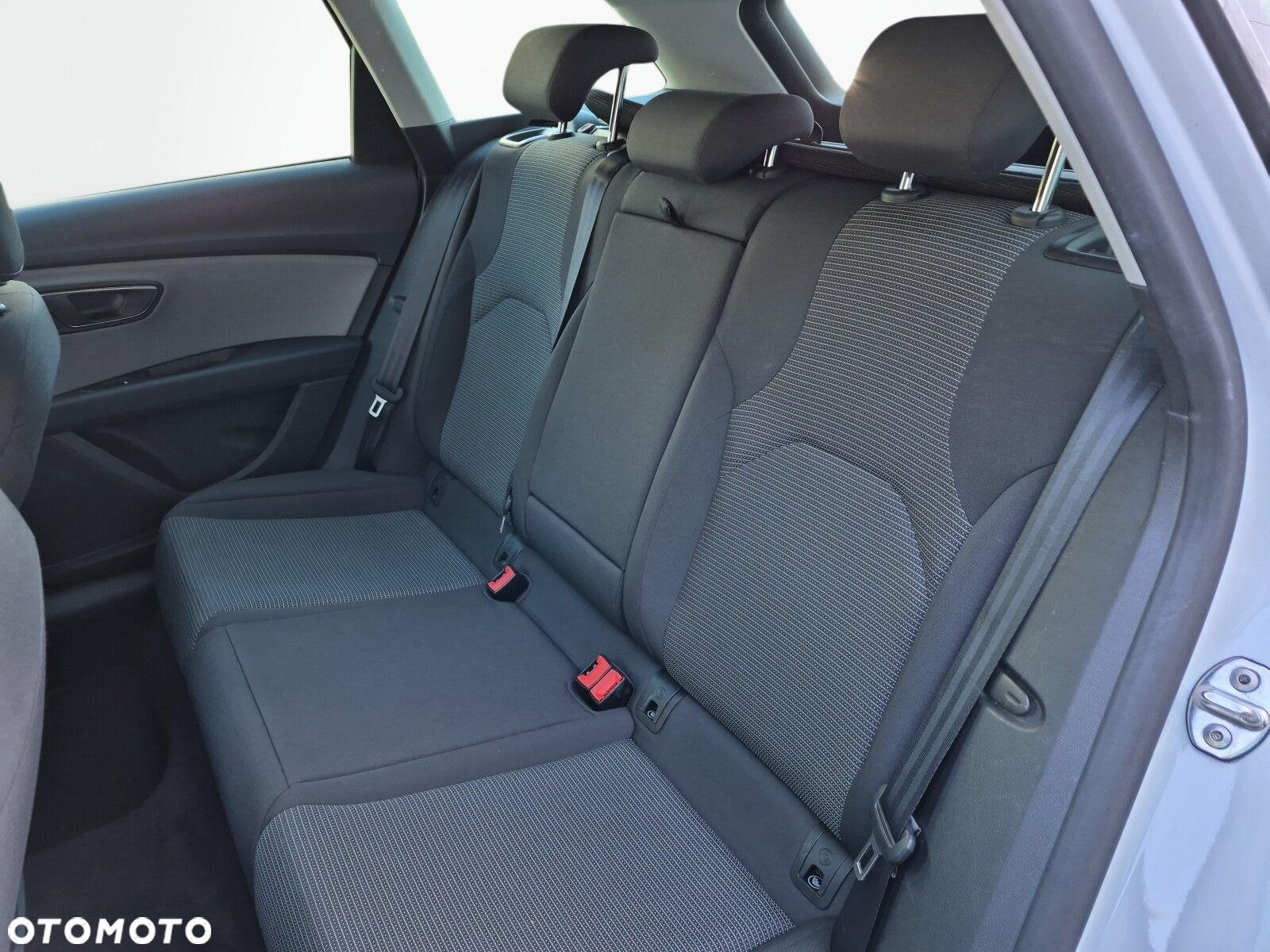 Seat Leon 1.6 TDI Style S&S - 24
