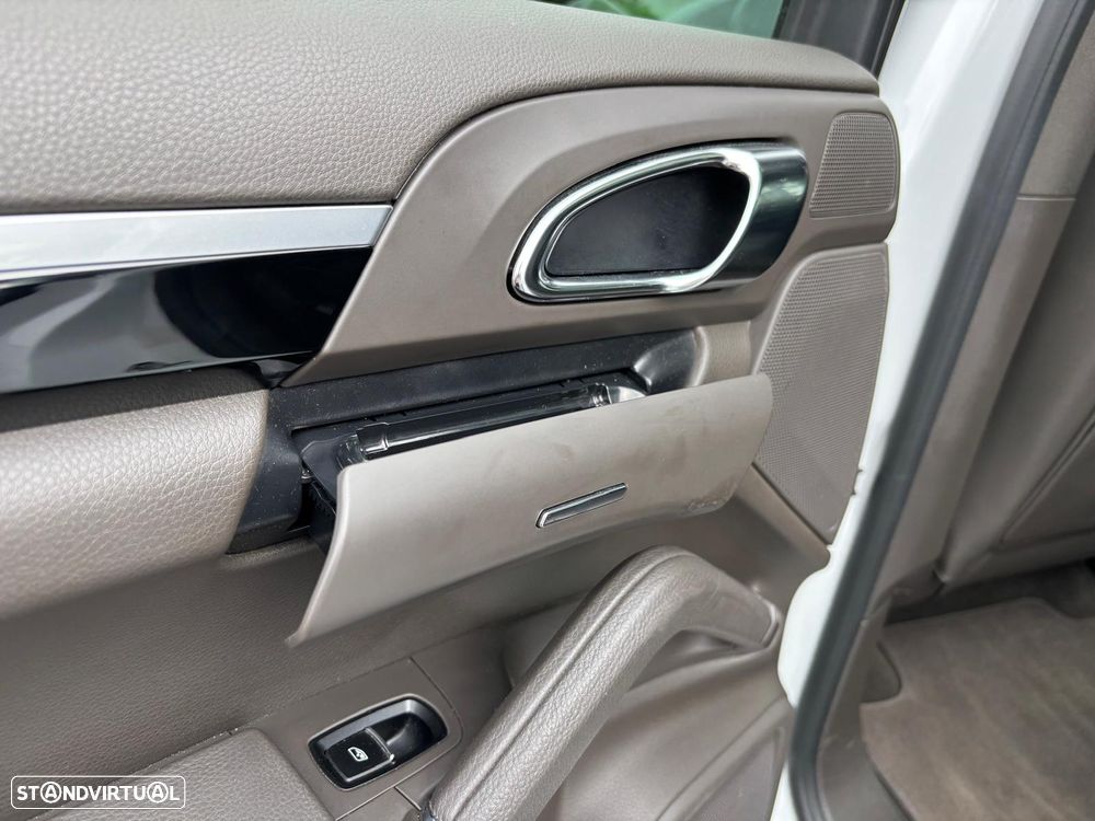 Porsche Cayenne S Tiptronic S - 50