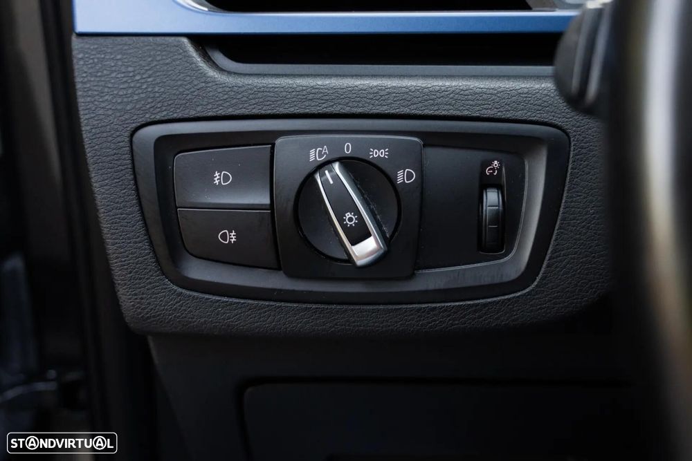 BMW X1 16 d sDrive Auto Pack M - 48