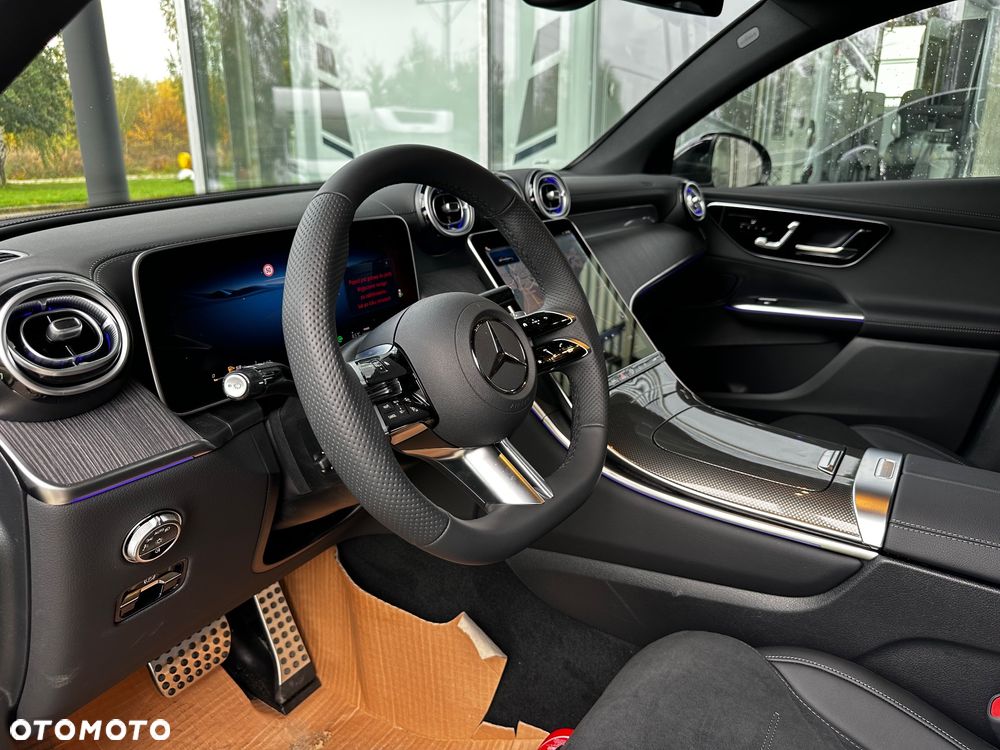 Mercedes-Benz GLC - 25