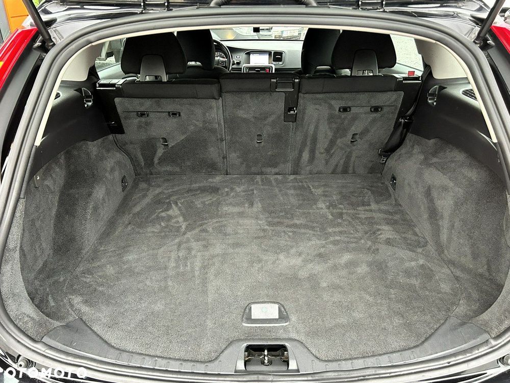 Volvo V60 D2 Momentum - 37