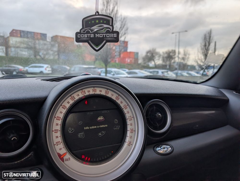 MINI Cabrio Cooper SD - 10