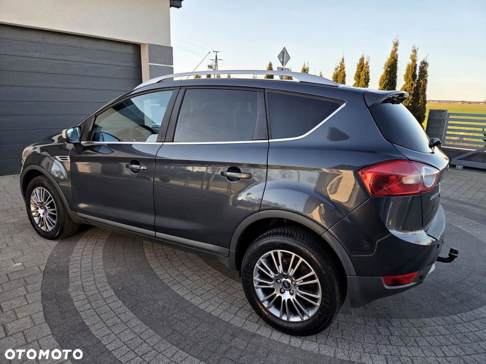Ford Kuga - 10