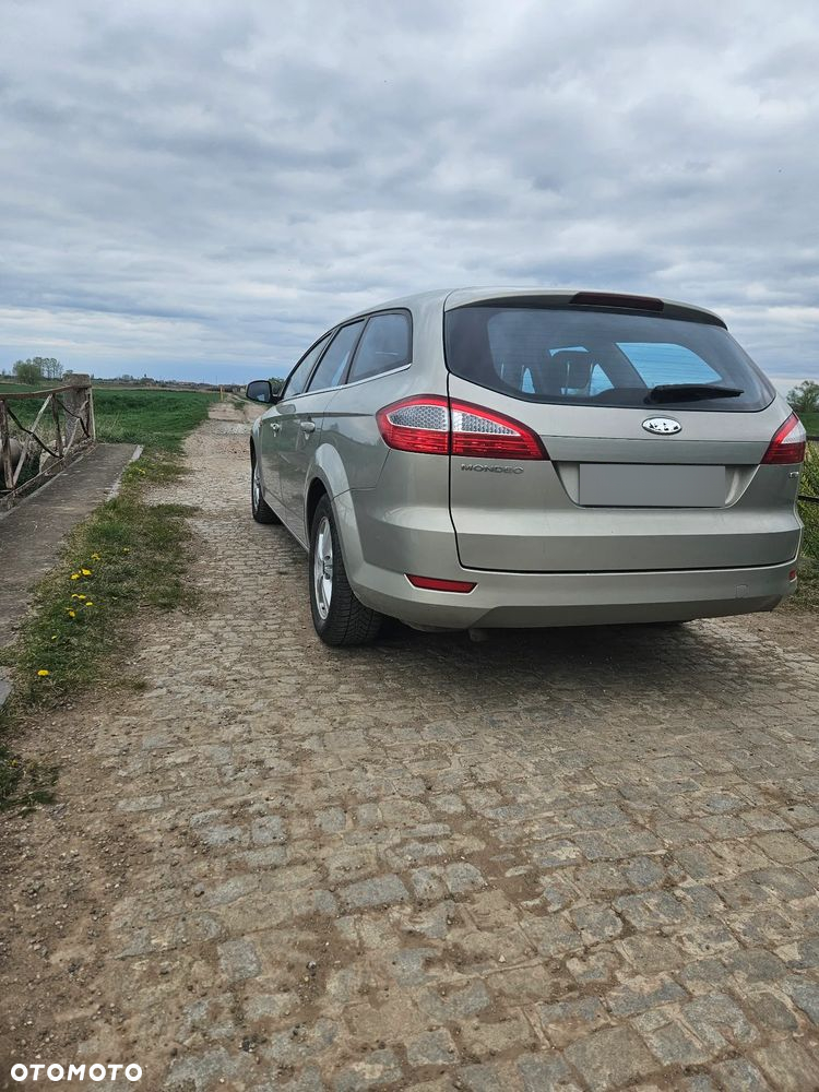 Ford Mondeo 2.0 TDCi Titanium - 9