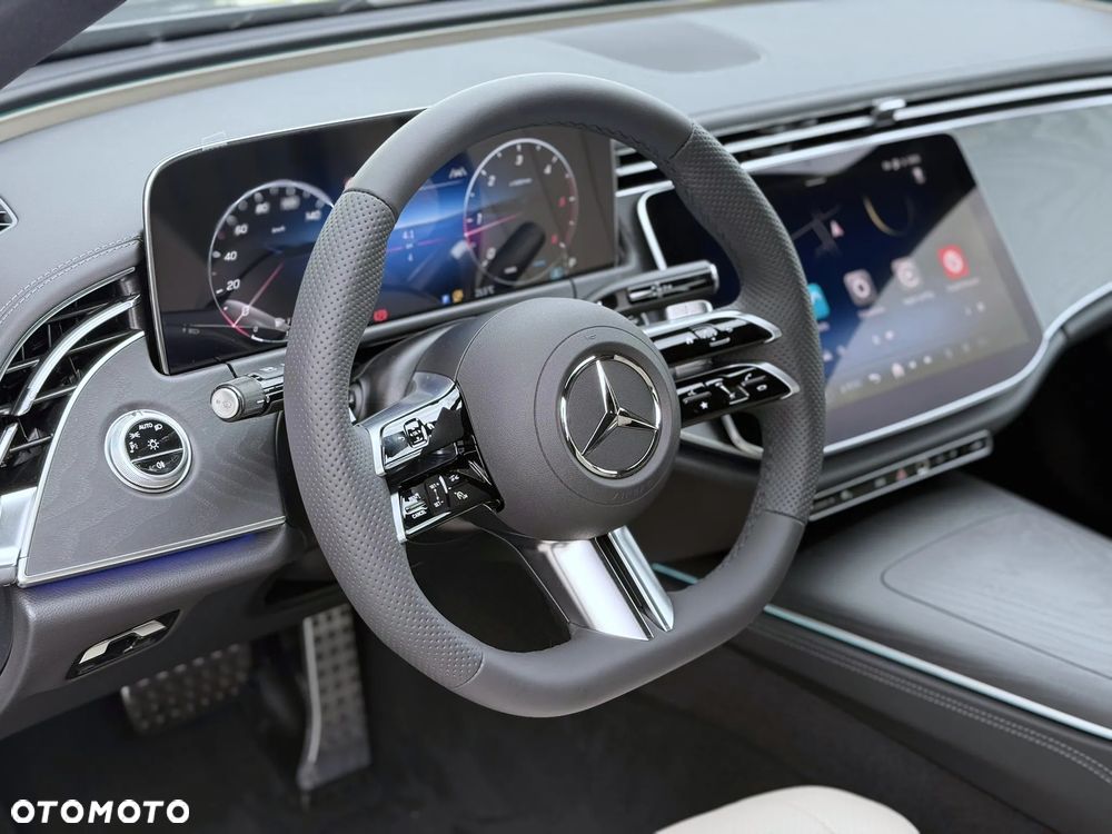 Mercedes-Benz Klasa E - 26