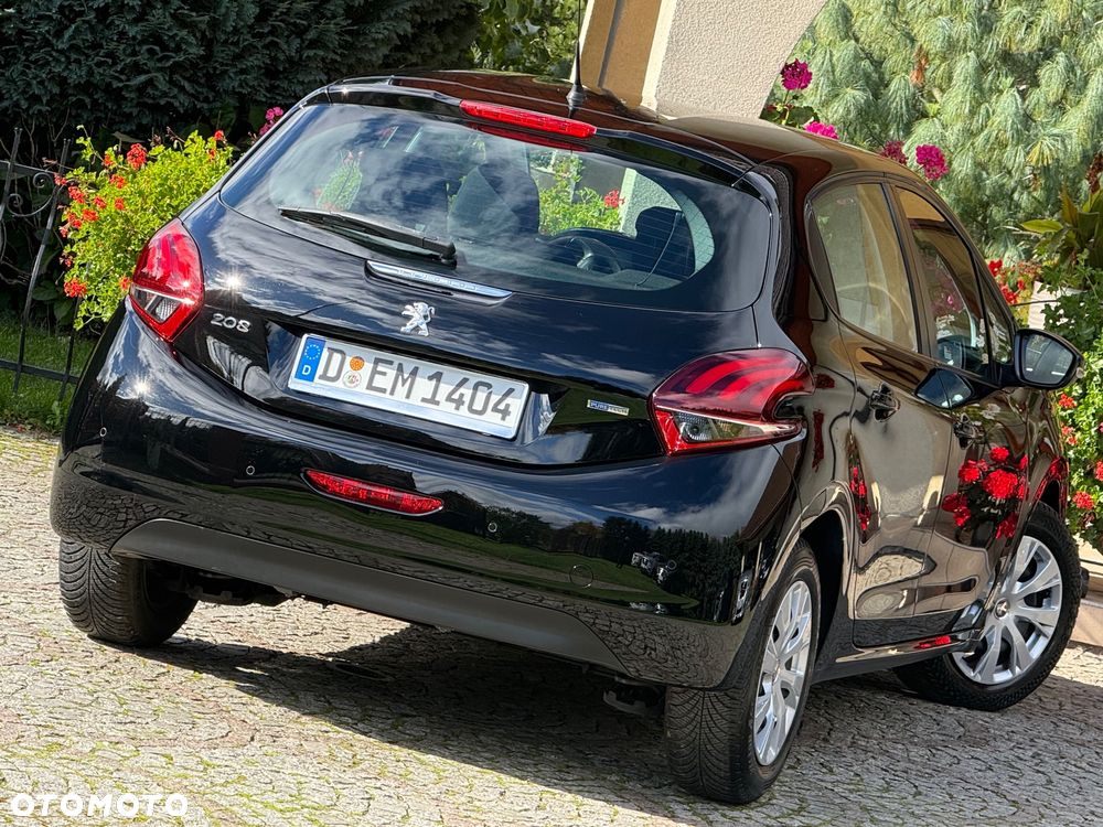 Peugeot 208 1.2 PureTech GPF Allure S&S - 9