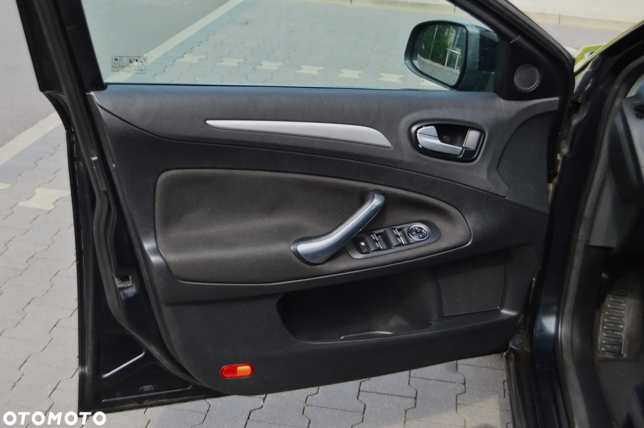 Ford Mondeo - 16