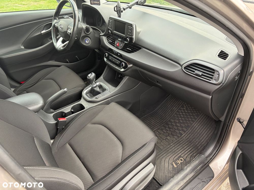 Hyundai i30 1.4 T-GDI Comfort - 12
