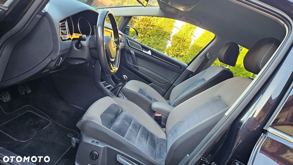 Volkswagen Golf Sportsvan - 13