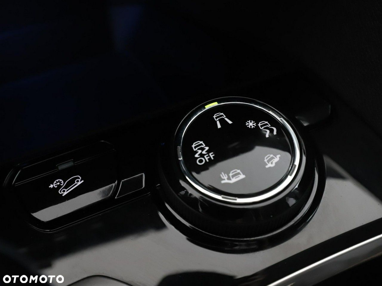 Peugeot 5008 1.5 BlueHDi Allure Pack S&S EAT8 - 29