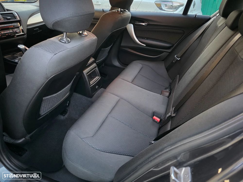 BMW 116 d EfficientDynamics - 11