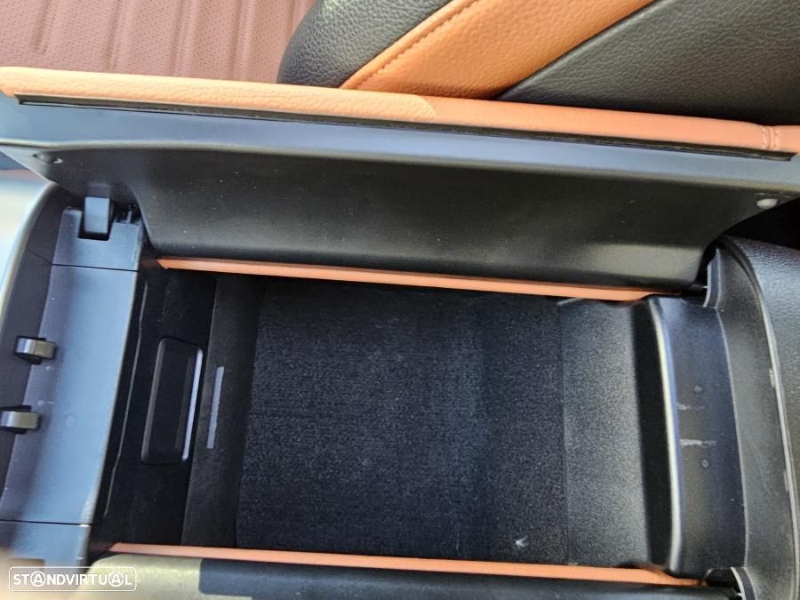 Mercedes-Benz C 300 e AMG Line - 27