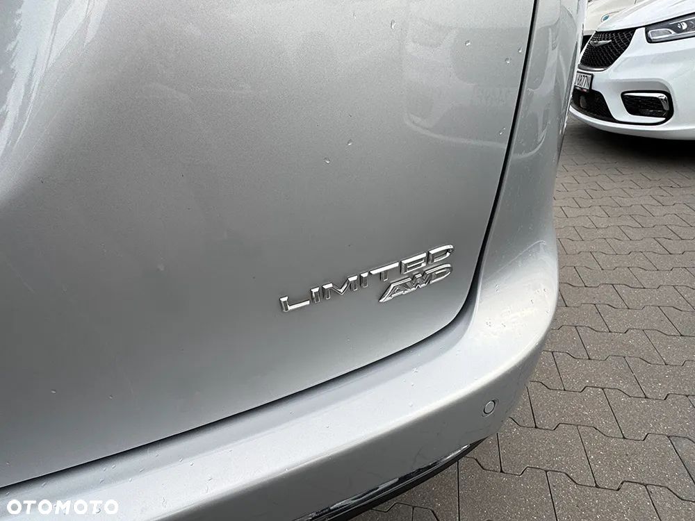 Chrysler Pacifica - 4