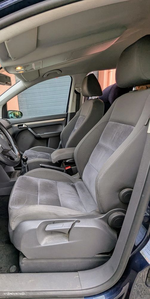 VW Touran 1.4 TSI Highline - 12