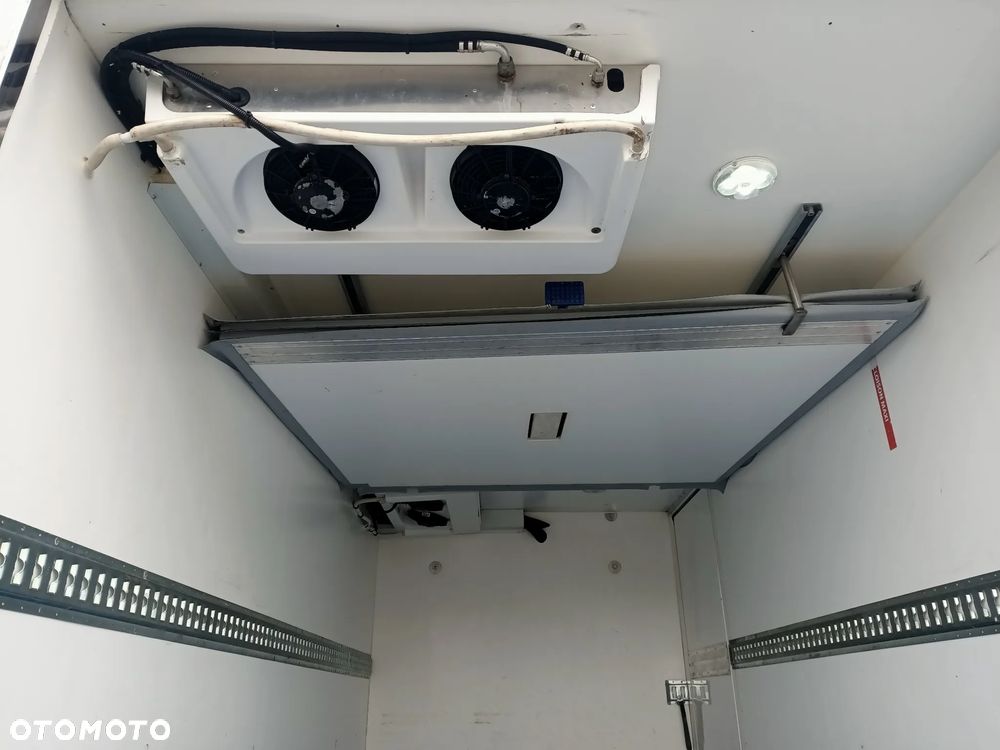 Renault Master Chłodnia Multitemperatura130KM 2 zasilania chłodni - 11