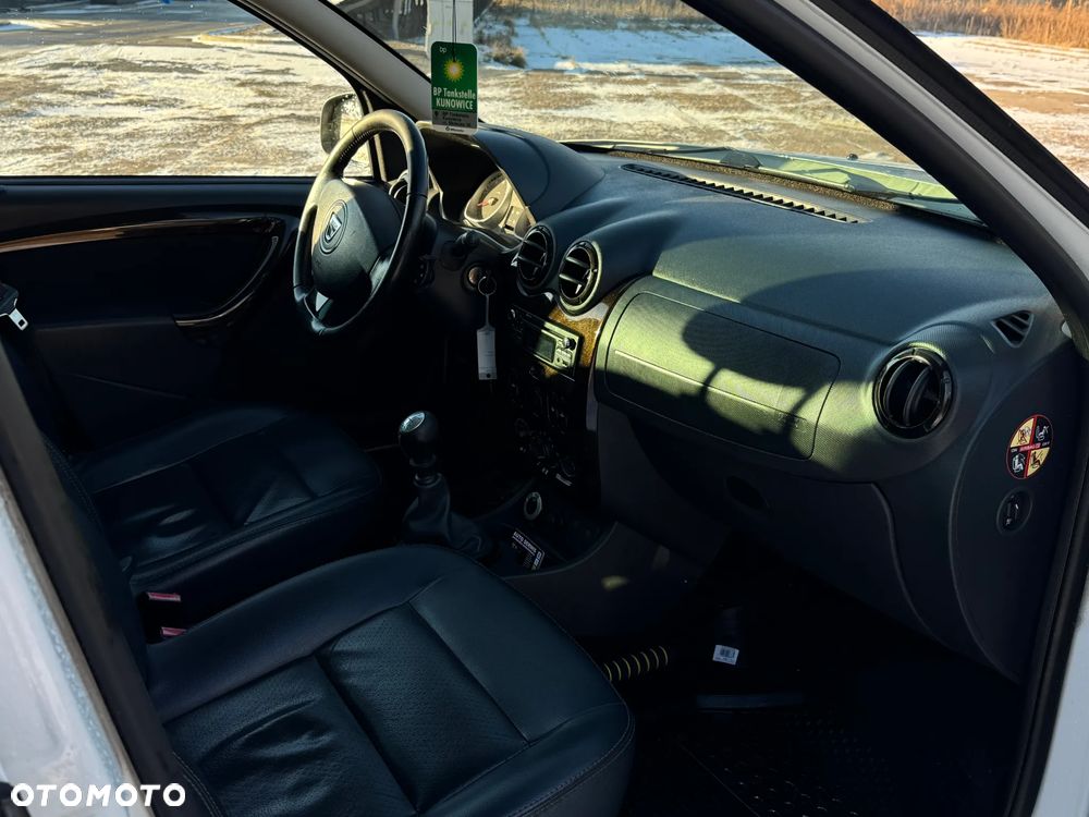 Dacia Duster 1.6 - 13