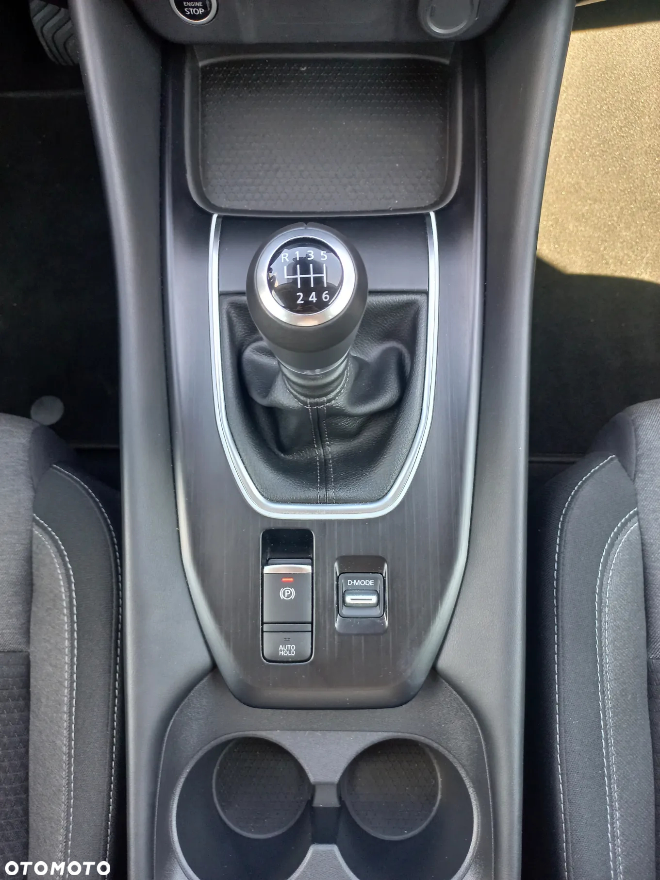Nissan Qashqai 1.3 DIG-T mHEV N-Connecta - 10