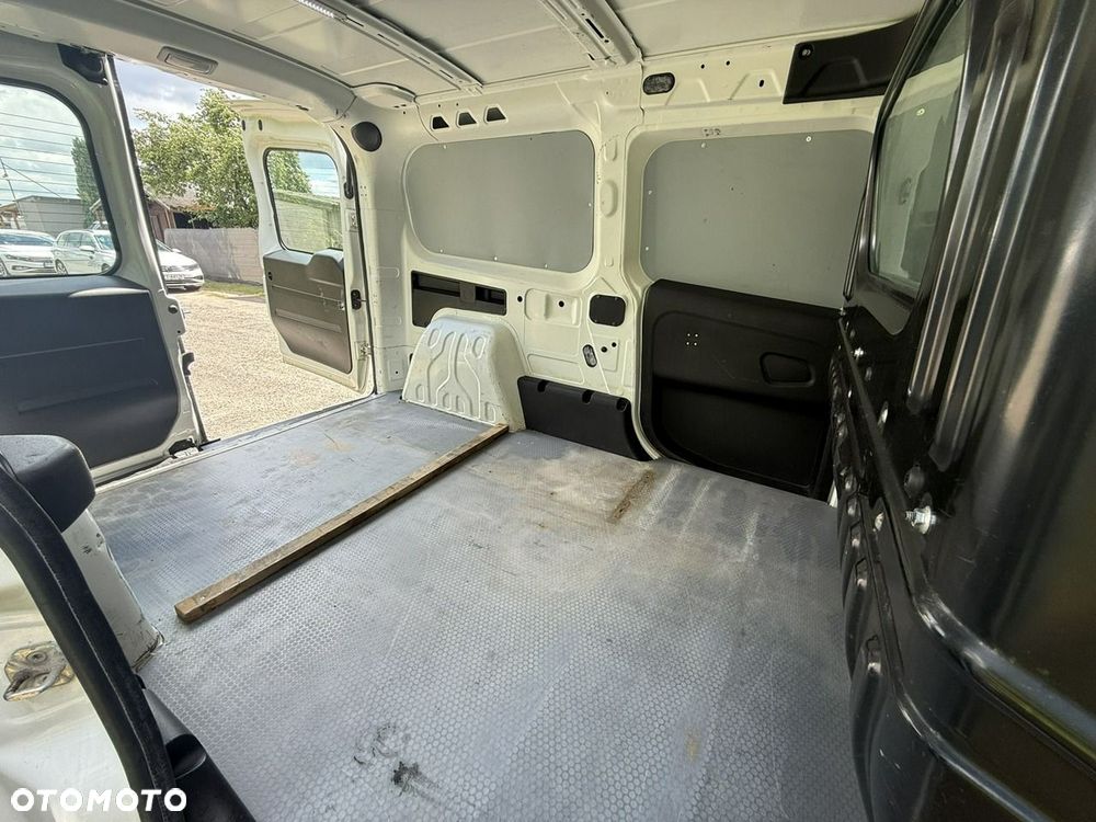 Fiat Doblo - 8