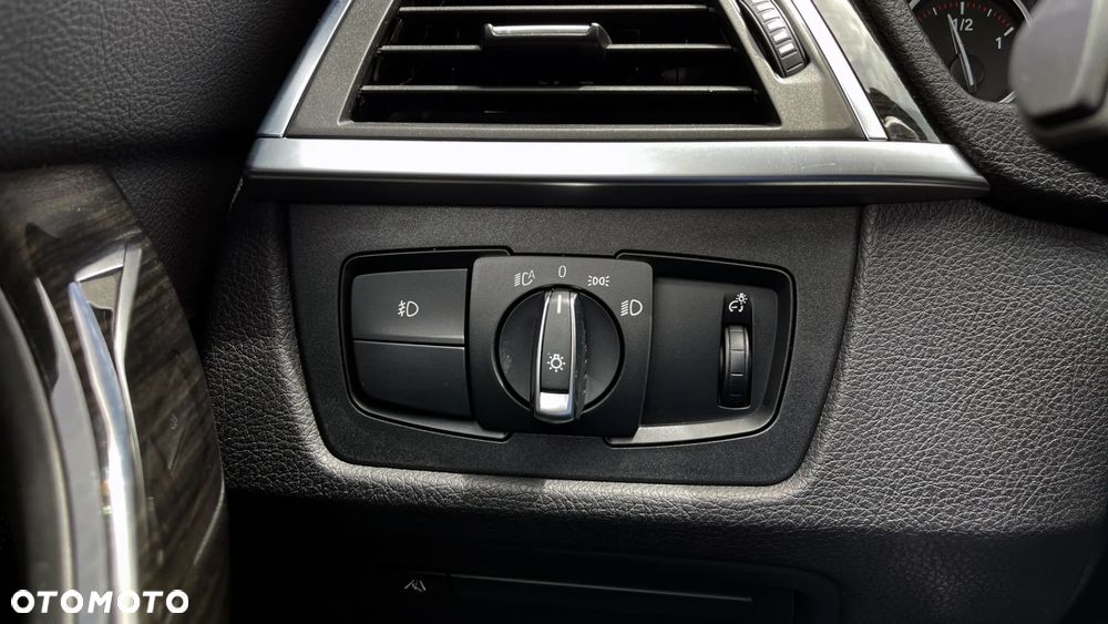 BMW Seria 3 - 18