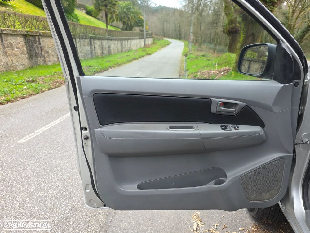 Toyota Hilux 4x4 Extra Cab Sol - 16