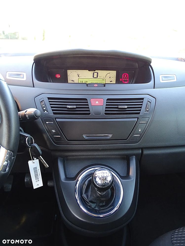 Citroën C4 Grand Picasso 1.6 HDi Attraction - 30