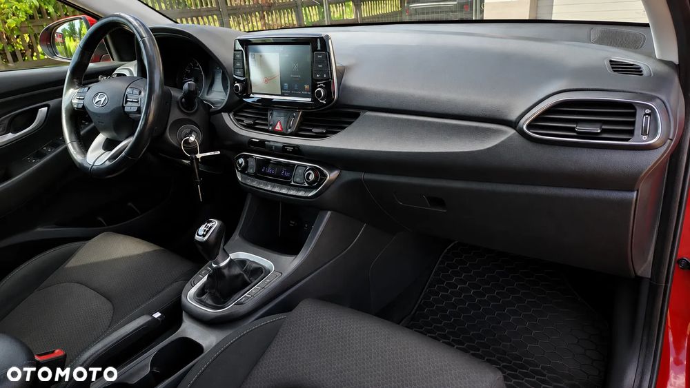 Hyundai i30 1.4 T-GDI YES!+ - 10