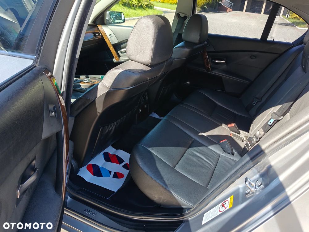 BMW Seria 5 530d - 11