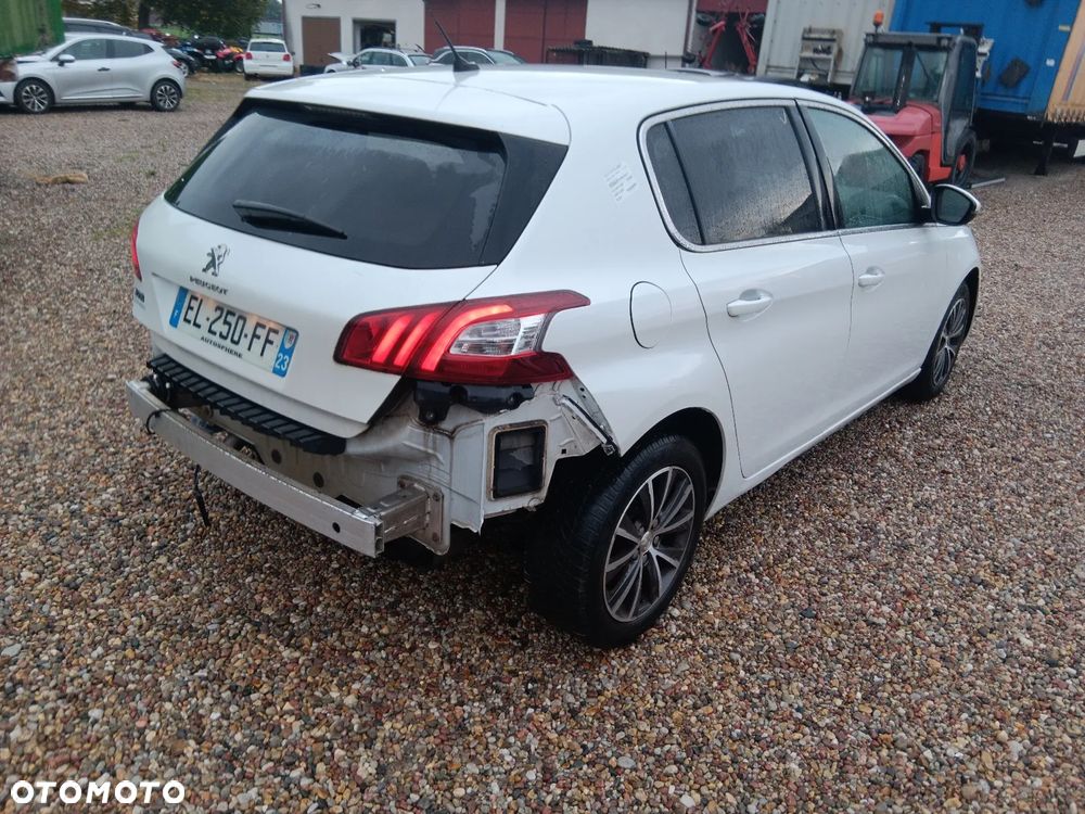 Peugeot 308 - 4