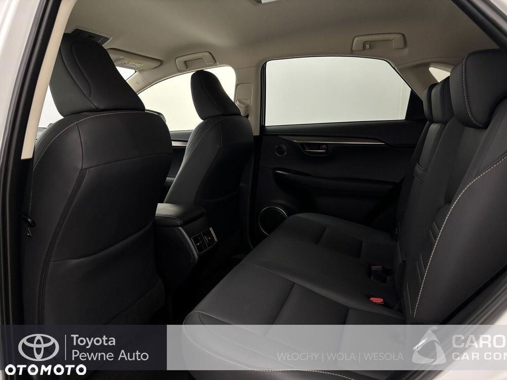 Lexus NX 300 F Impression AWD - 6