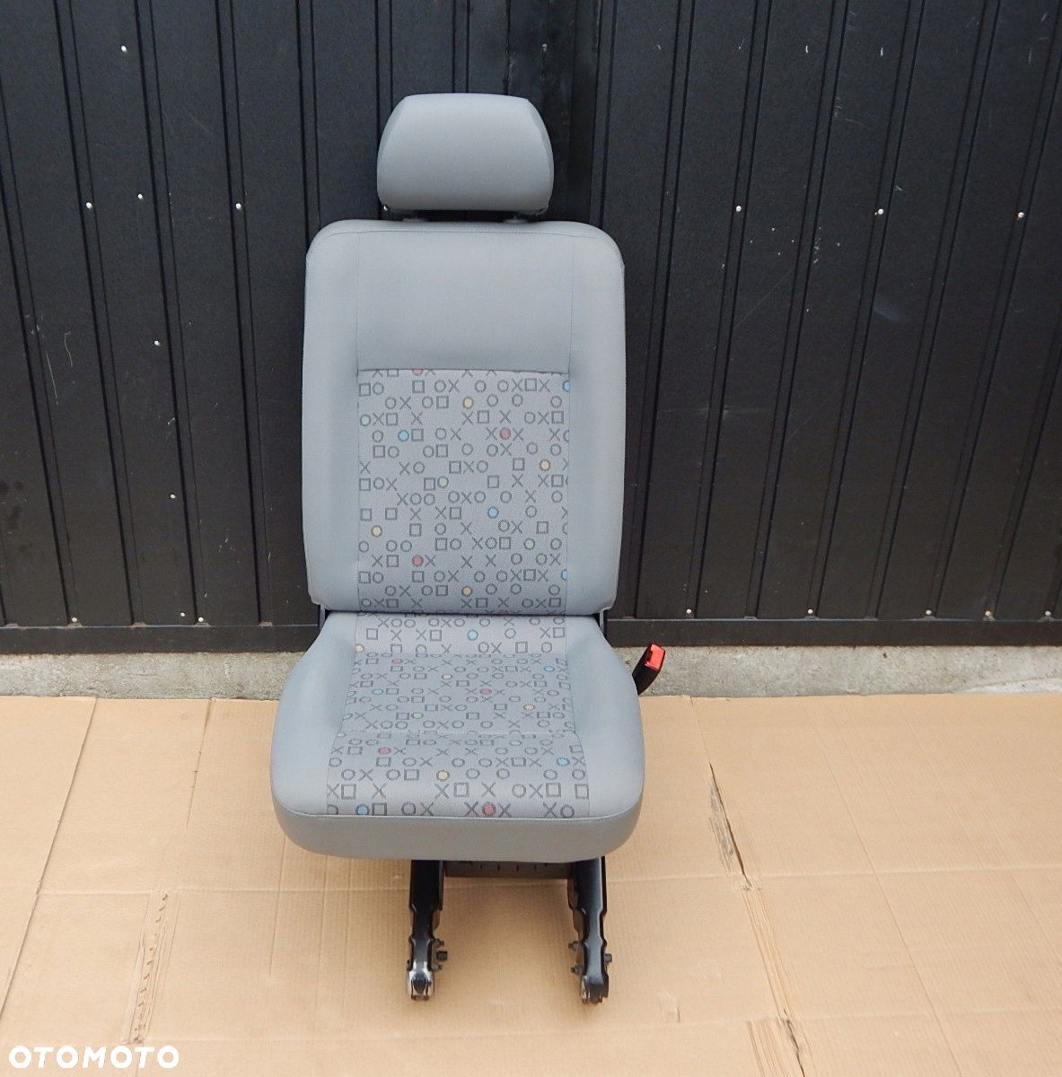 VW T5 fotel składany koziołek 2 rząd tył tylny OX - 1