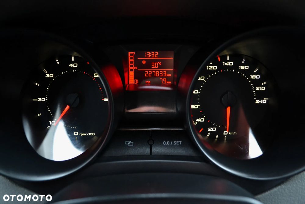 Seat Ibiza SC 1.9 TDI DPF Sport - 40