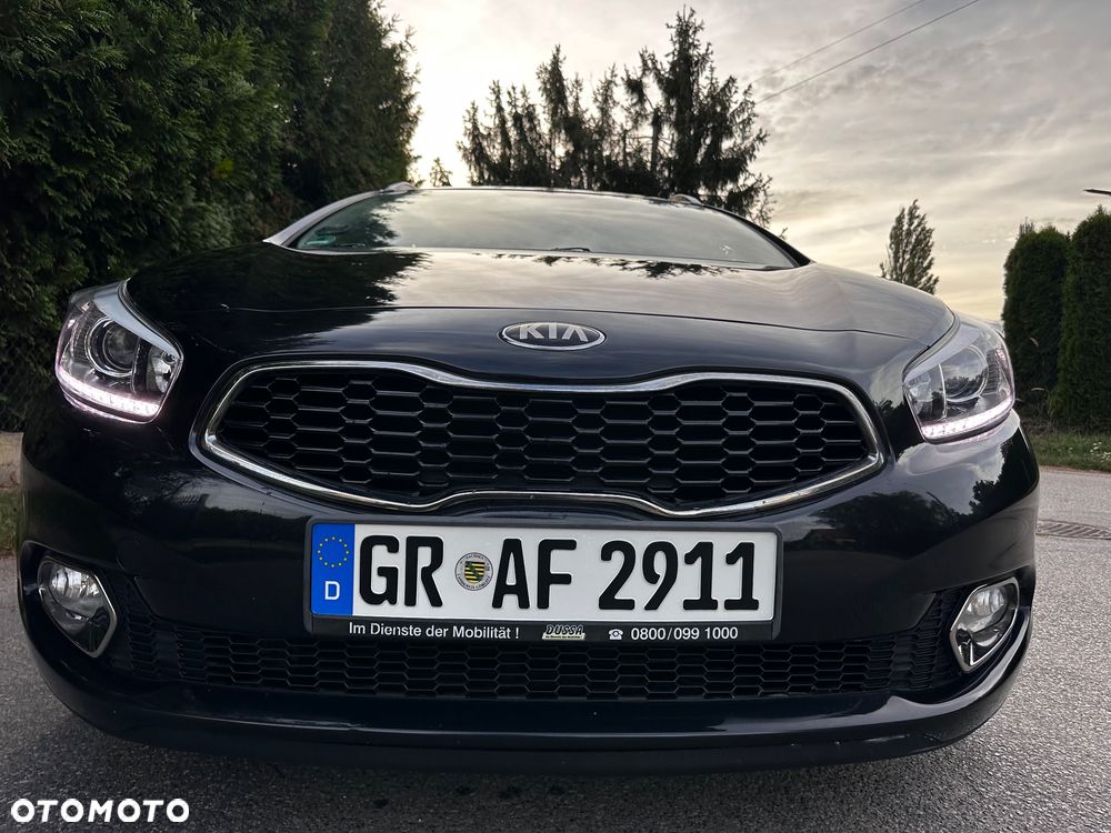 Kia Ceed 1.6 GDI Fifa World Cup Edition - 34