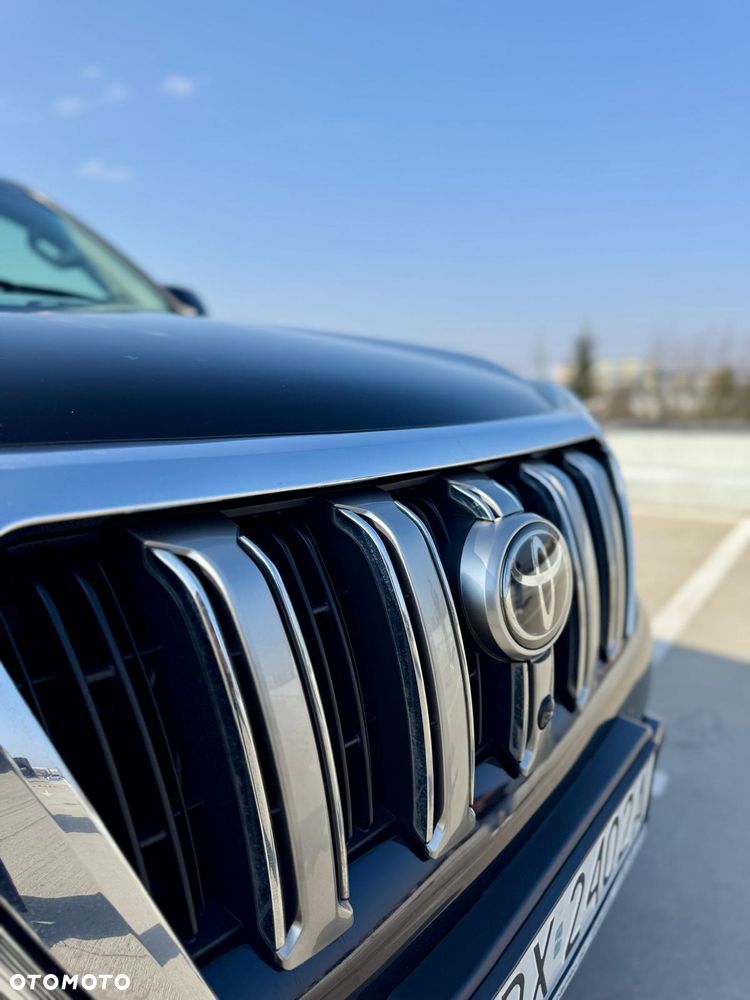 Toyota Land Cruiser LC 3.0 D-4D Invincible - 6