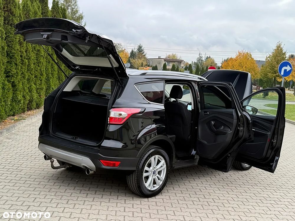 Ford Kuga 1.5 EcoBoost 2x4 Titanium - 36