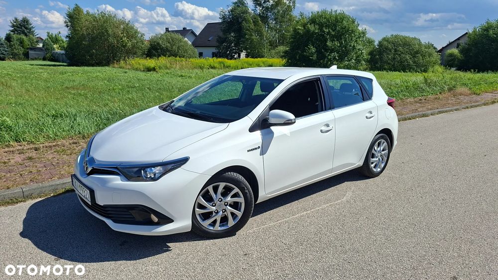 Toyota Auris - 11