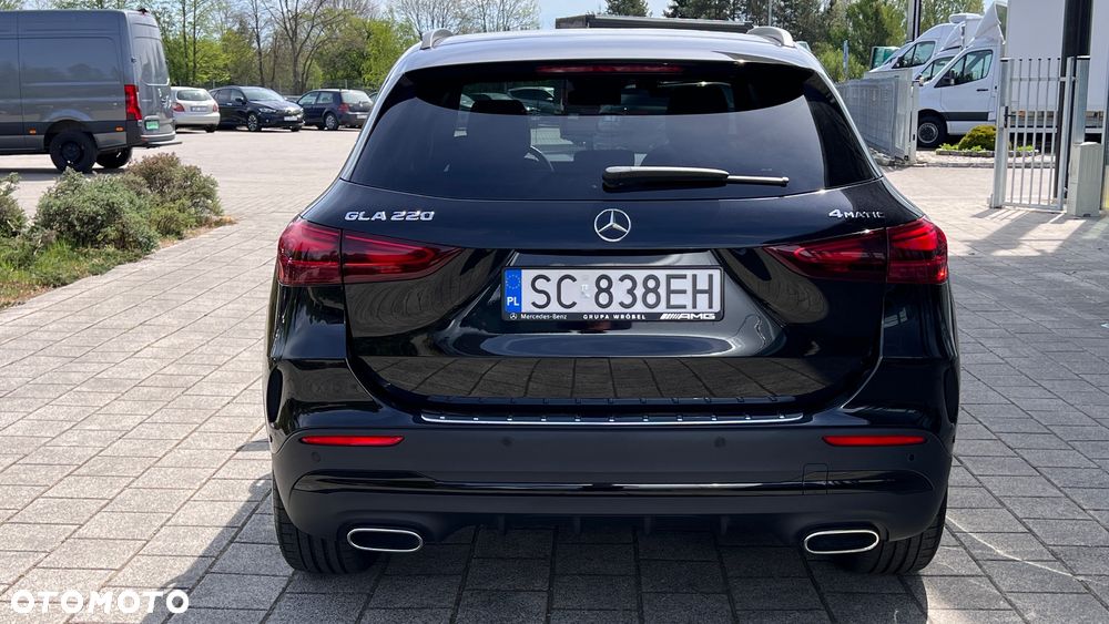 Mercedes-Benz GLA 220 mHEV 4-Matic AMG Line 8G-DCT - 5