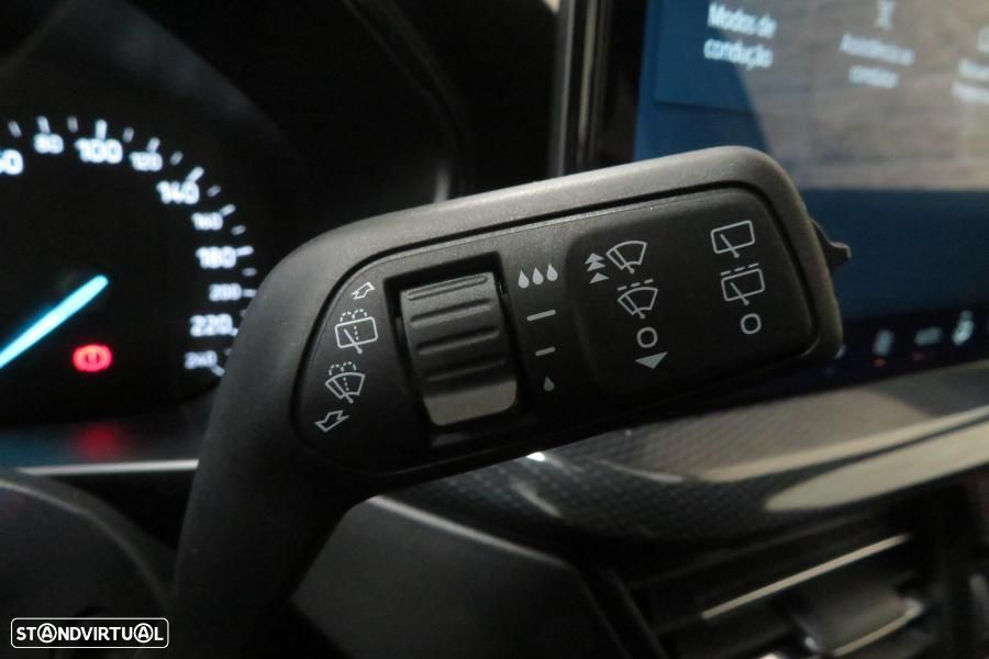 Ford Focus 1.0 EcoBoost MHEV ST-Line X - 13