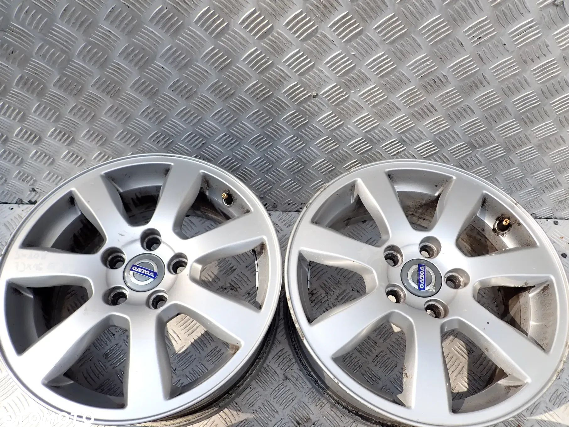 FELGI ALUMINIOWE FORD 5X108 7X16 ET 50 - 2