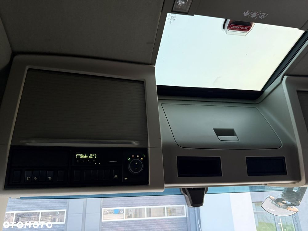 Volvo FH500/EURO6//METALIK/FULL LED/NAVI/KLIMA.POSTOJOWA/SPROWADZONY - 40
