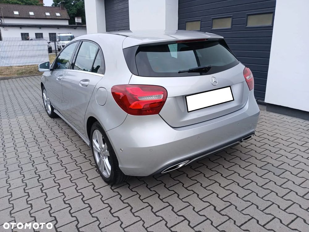 Mercedes-Benz Klasa A 180 AMG Line - 23