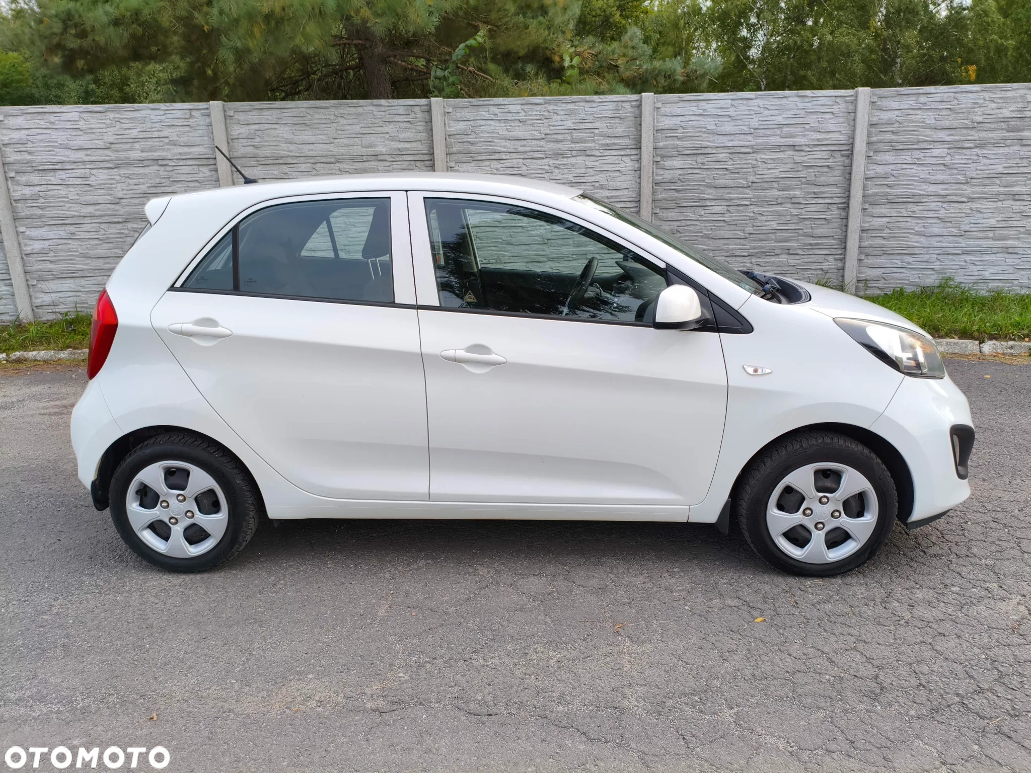 Kia Picanto 1.0 L - 12
